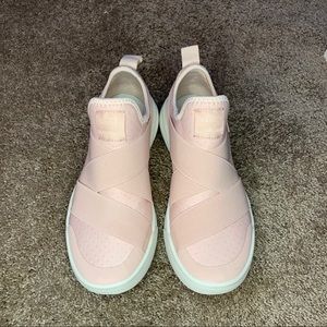 VANS Ultrarange Gore Shoes